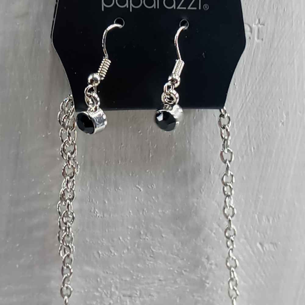 Necklace set - Picture 2 of 3